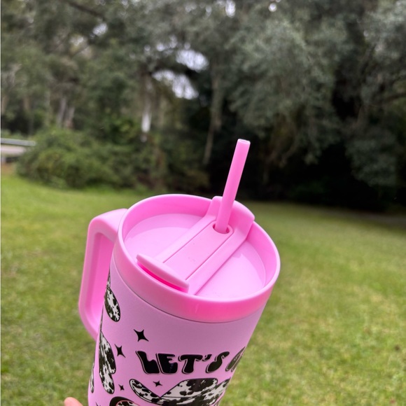 “LETS GO GIRLS’ 40 oz Tumbler NWOT - Picture 4 of 4